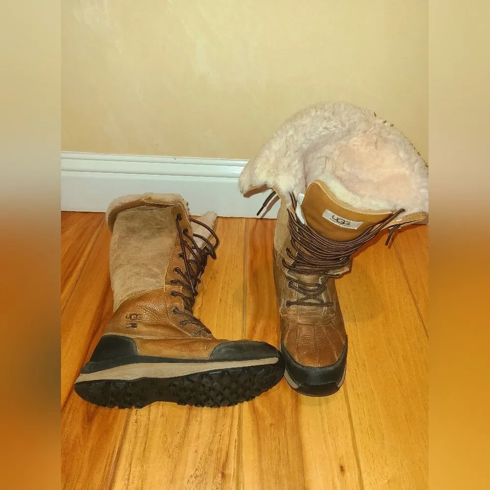 UGG Adirondack Tall Foldover Winter Snow Shearling Brown Tall Boots Size 8